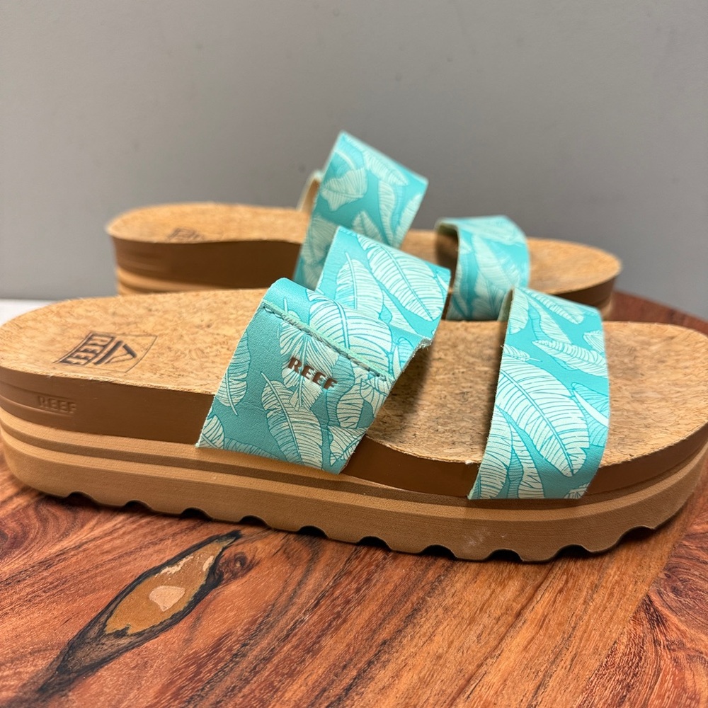 Reef Women's Turquoise Leaf Cork Slide Sandals - Picture 11 of 13